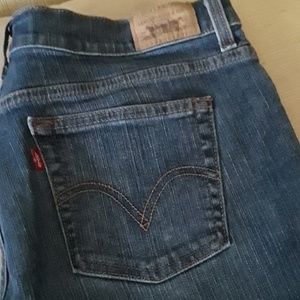 Sold.                    515 Levi's